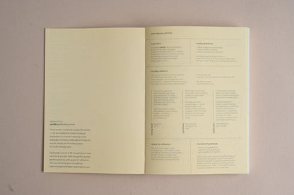 Gratitude journal · sorbet yellow
